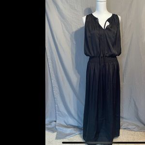Black Women’s dress. Very cute!